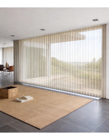 Tenda a bande verticali 127 mm luce e privacy su misura